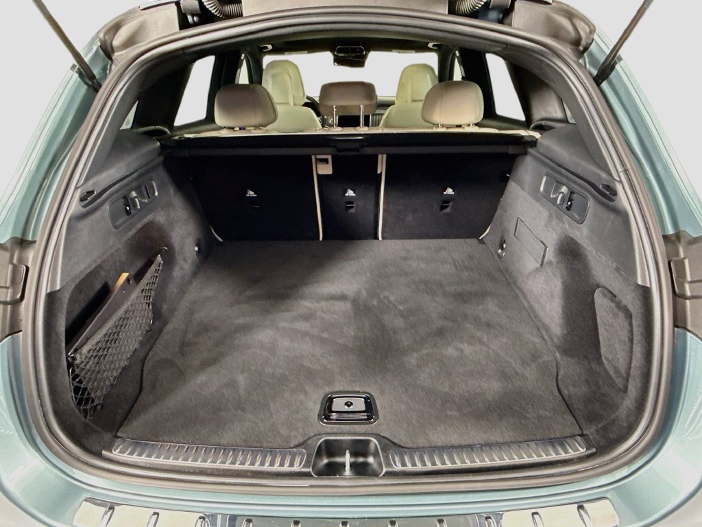 Certified 2026 Mercedes-Benz GLC 300 image 28