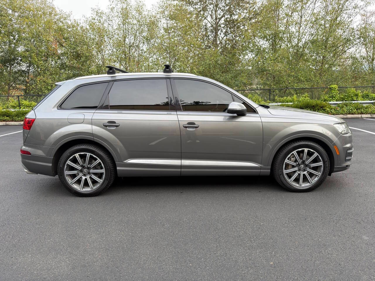 Used 2017 Audi Q7 3.0T Prestige w/ Prestige Package image 5