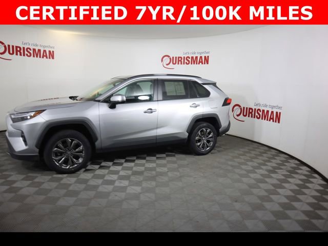 Used 2022 Toyota RAV4 Limited image 10