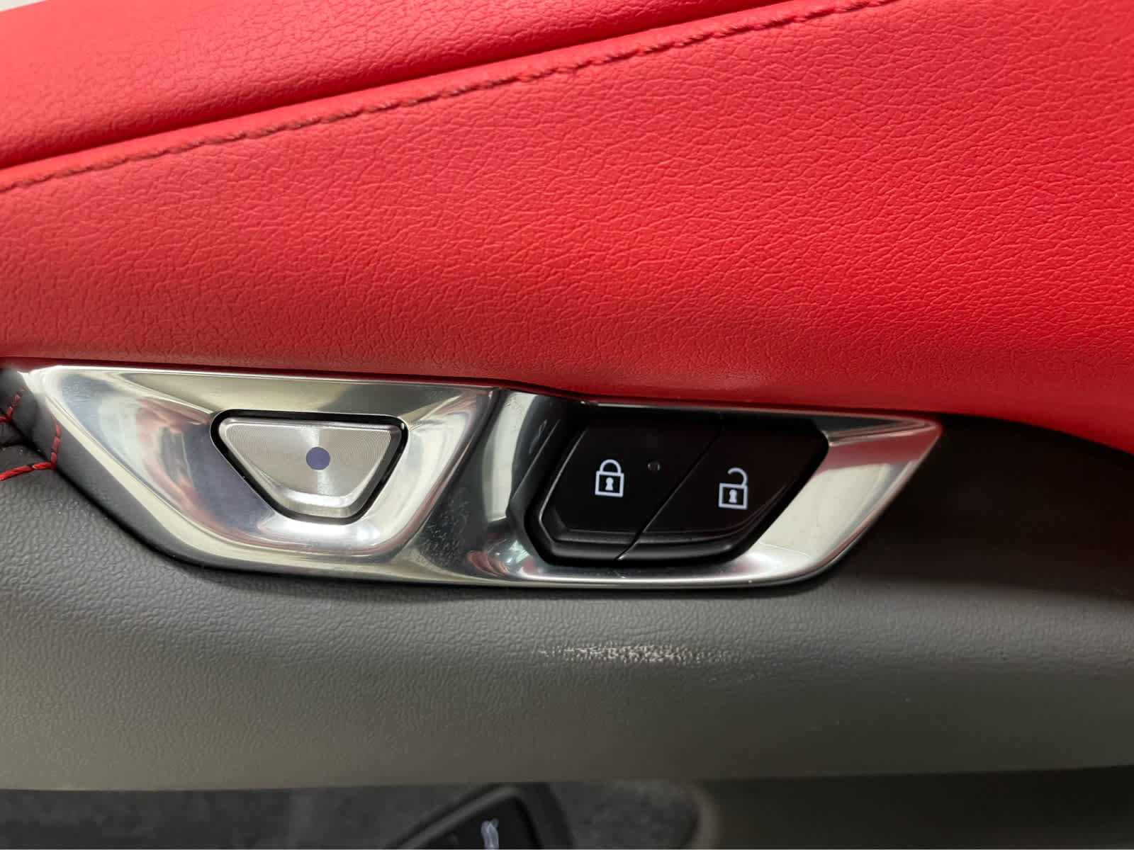 Used 2023 Chevrolet Corvette Stingray Preferred Cpe RWD image 19