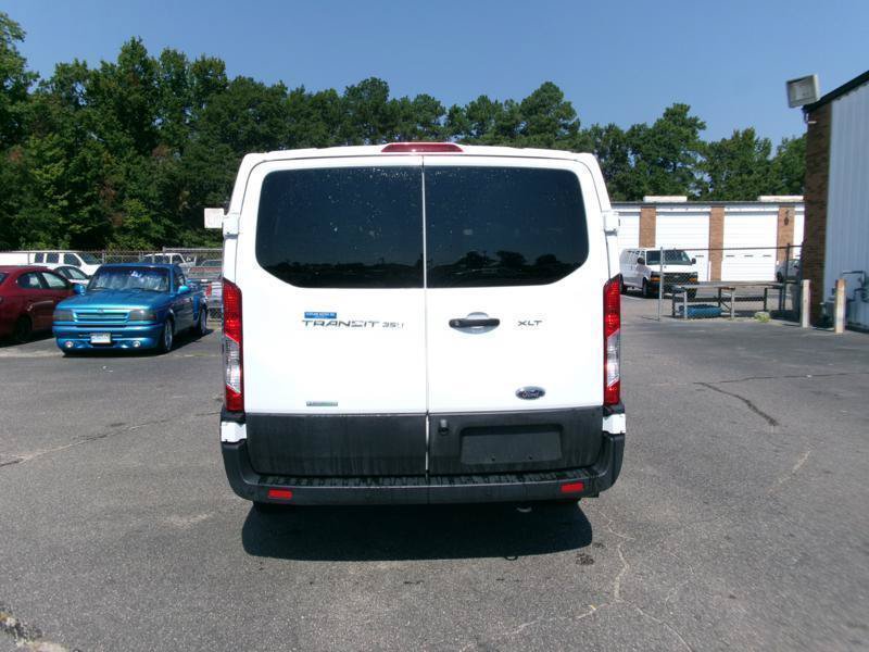 Used 2025 Ford Transit 350 XLT RWD image 7