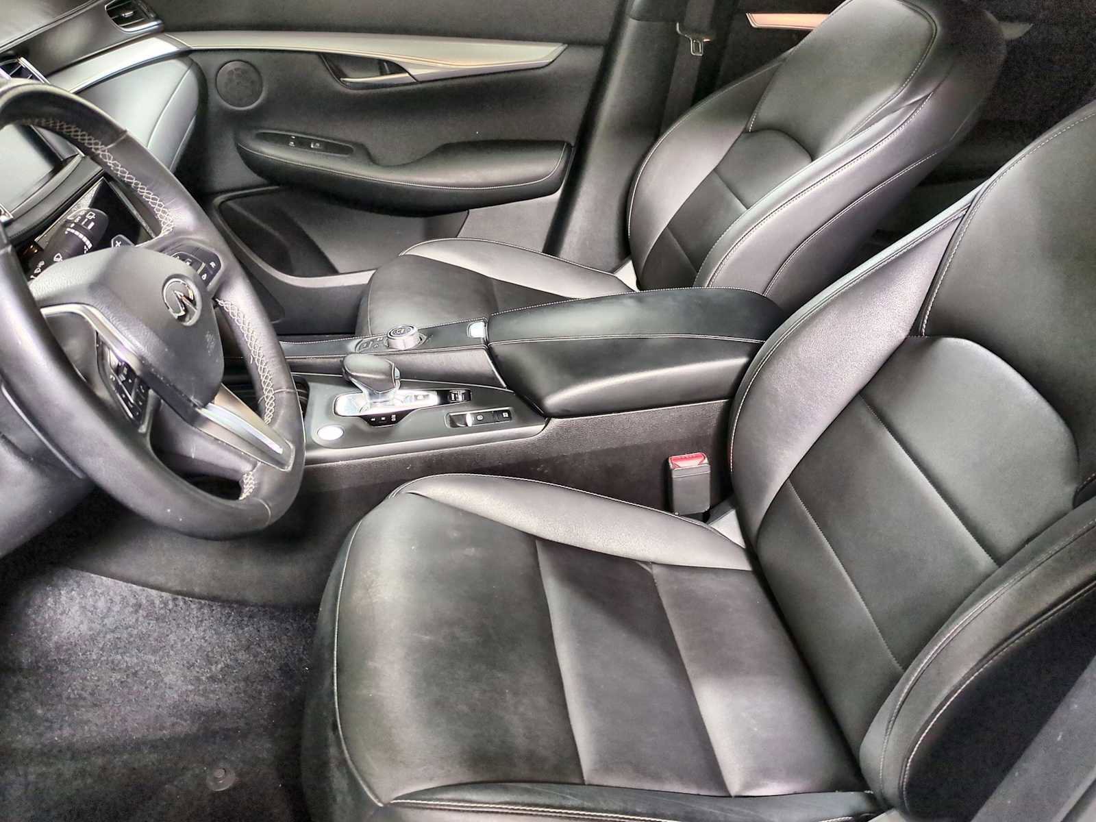 Used 2020 INFINITI QX50 Luxe w/ Navigation Package image 16