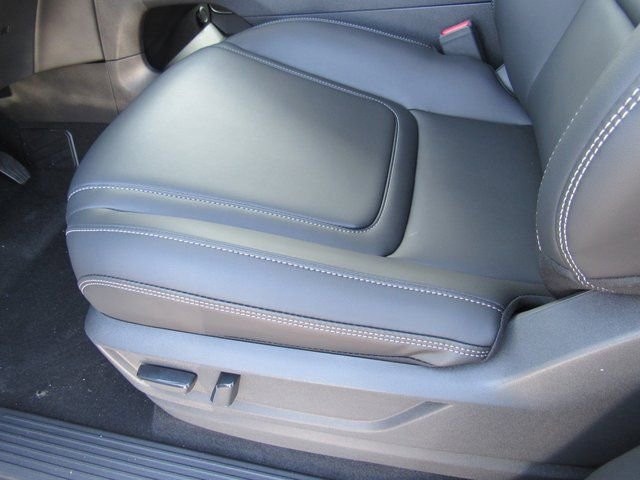 New 2026 Nissan Armada SV image 14