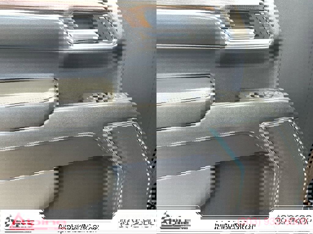 Used 2024 Chevrolet Silverado 1500 LT image 19