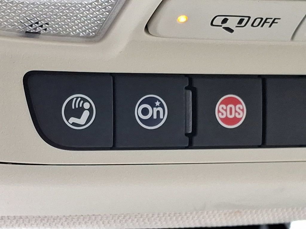 Used 2018 Cadillac XT5 Luxury w/ Driver Awareness Package image 25