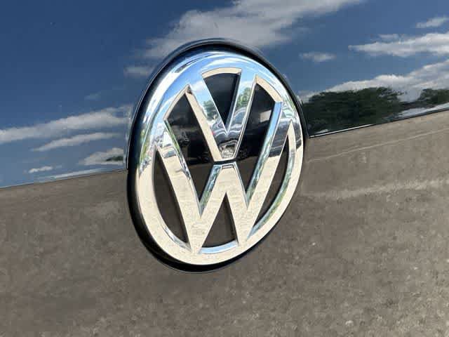 Used 2016 Volkswagen Golf SE FWD image 25
