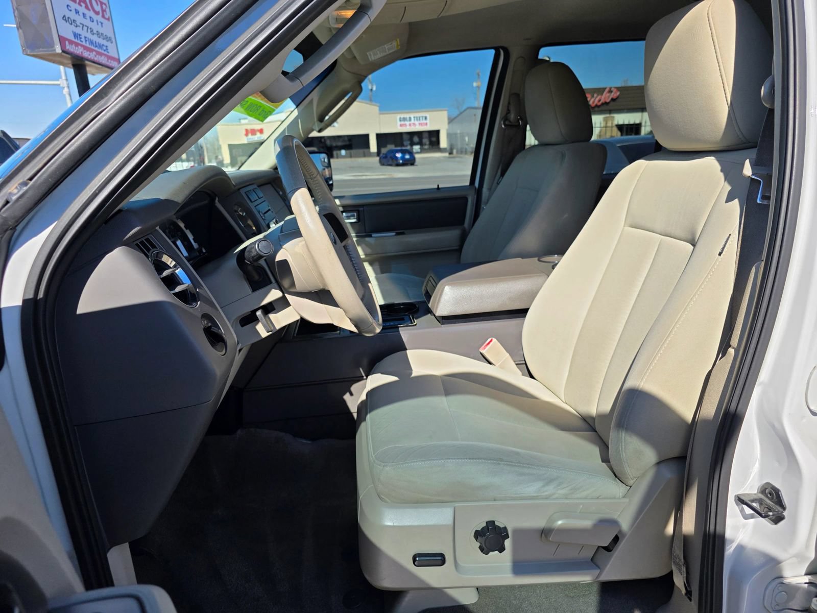 Used 2014 Ford Expedition EL XL RWD image 8