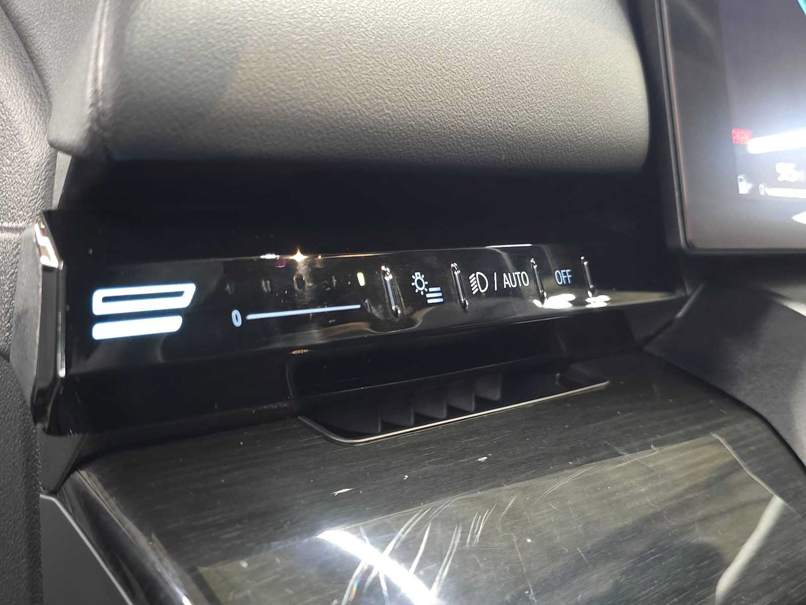 Used 2025 BMW 530i xDrive AWD/4WD image 26