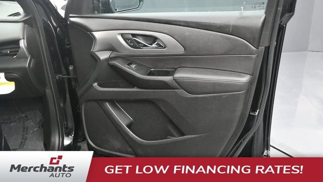Used 2023 Chevrolet Traverse LT AWD/4WD image 14