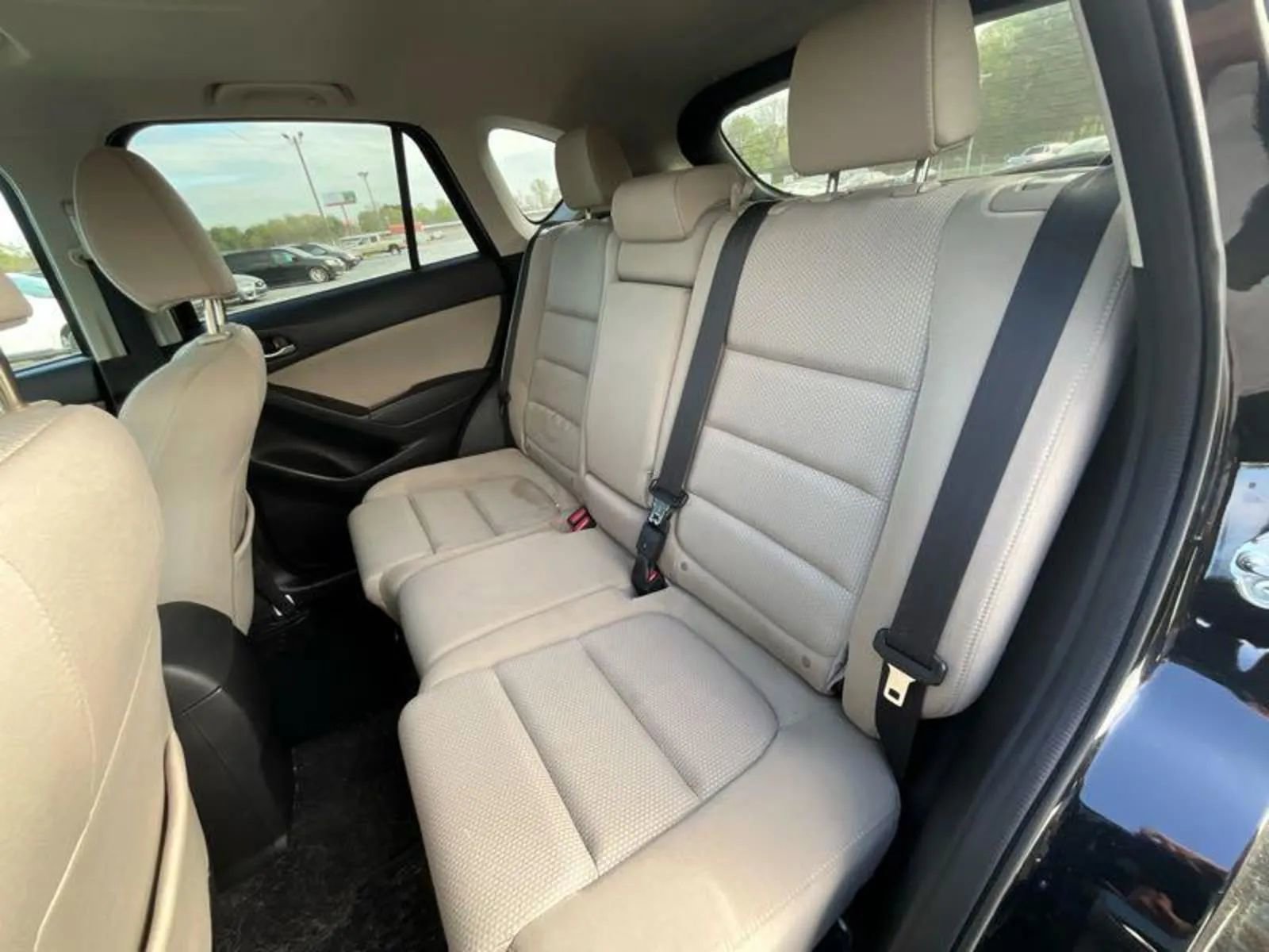 Used 2016 MAZDA CX-5 Touring w/ Touring Technology Package image 9
