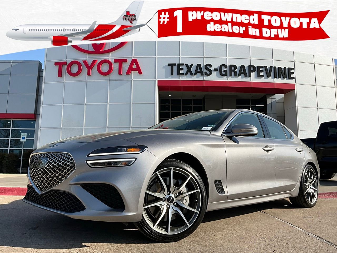 Used 2025 Genesis G70 2.5T image 1