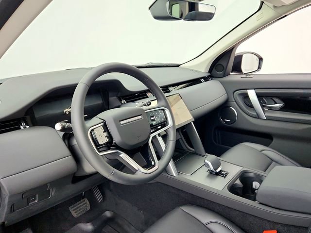 Used 2025 Land Rover Discovery Sport S image 18