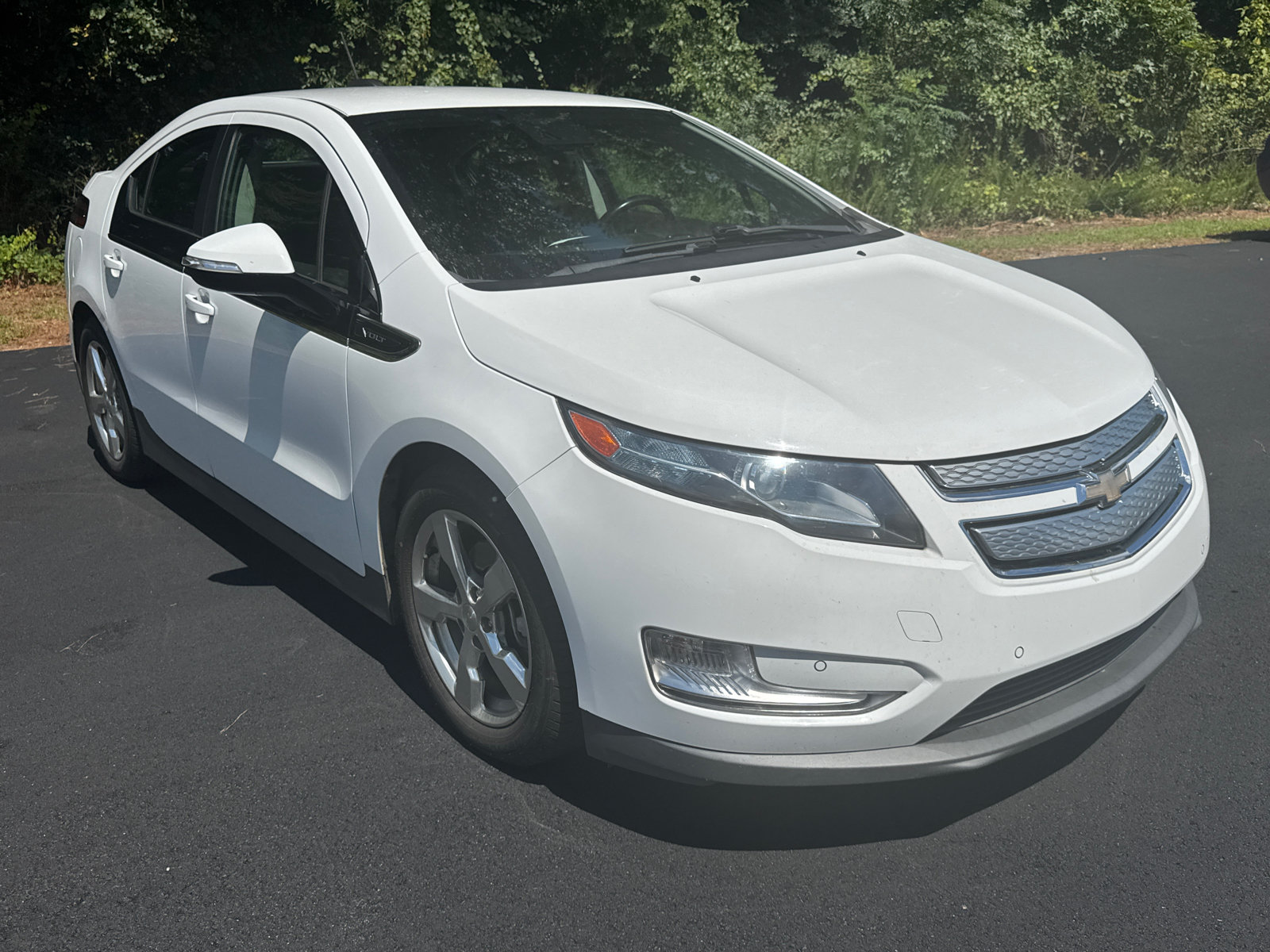 Used 2015 Chevrolet Volt Premium w/ Premium Trim Package FWD image 3