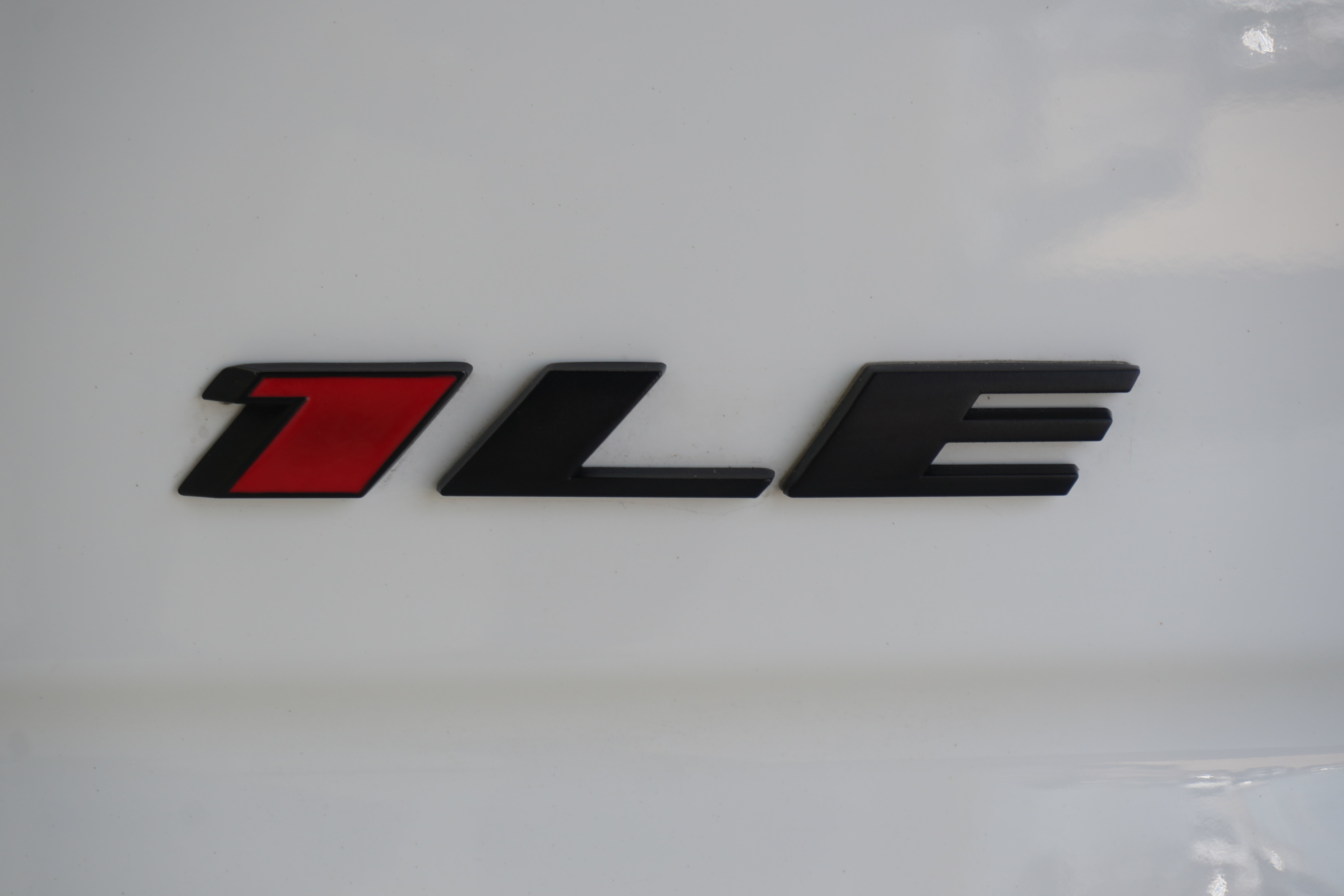Used 2022 Chevrolet Camaro SS RWD image 8