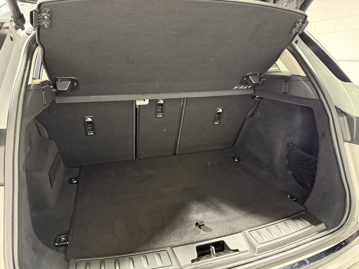 Used 2022 Land Rover Range Rover Evoque SE image 20