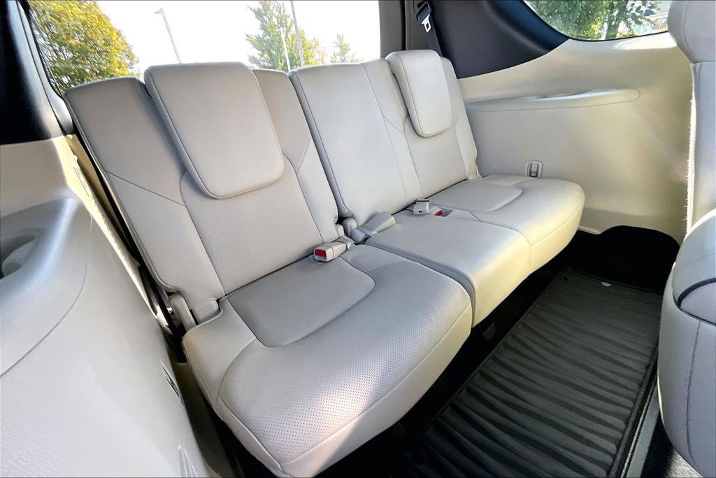 Used 2021 INFINITI QX80 Sensory w/ All-Season Package AWD/4WD image 33
