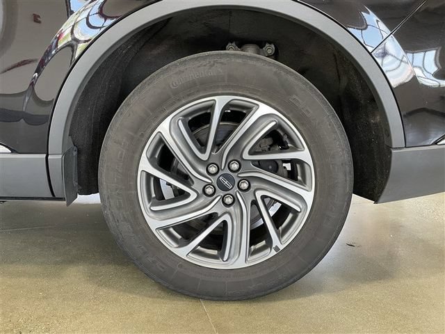 Used 2023 Lincoln Aviator AWD image 35