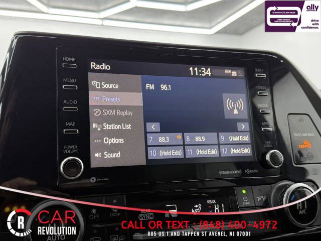 Used 2021 Toyota Highlander XLE image 27