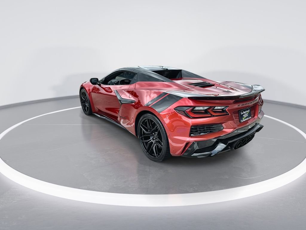 Used 2024 Chevrolet Corvette Z06 w/ Stealth Interior Trim Package RWD image 6