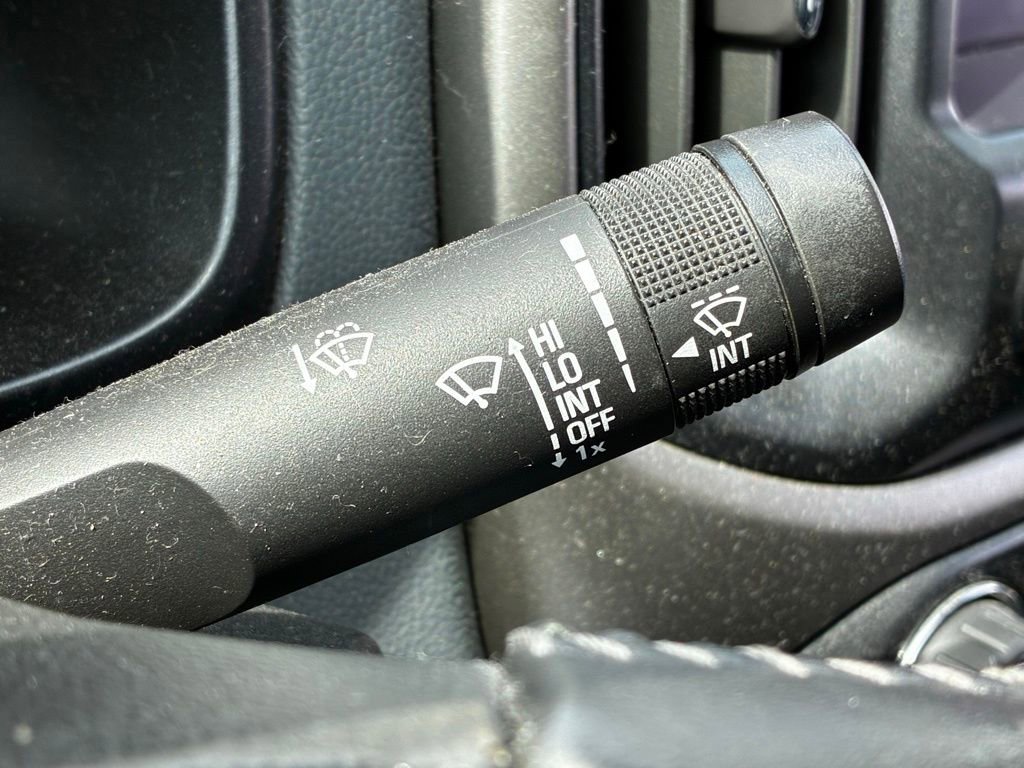 Used 2015 Chevrolet Colorado Z71 image 30