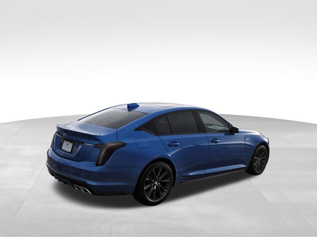New 2026 Cadillac CT5 V image 4