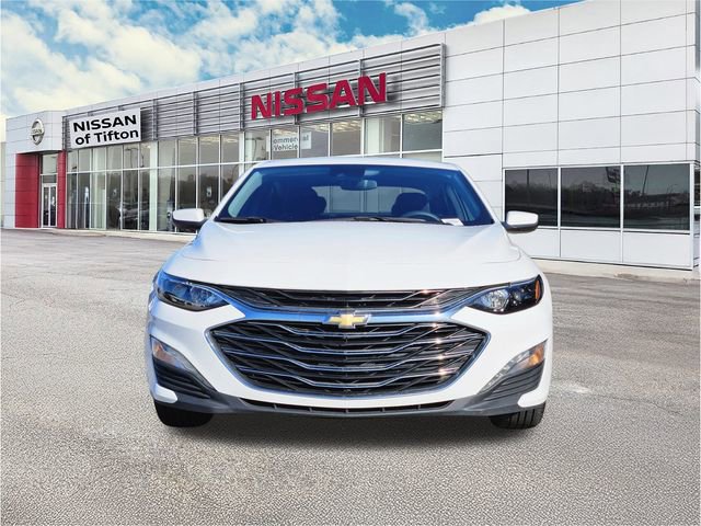 Used 2023 Chevrolet Malibu LT image 2