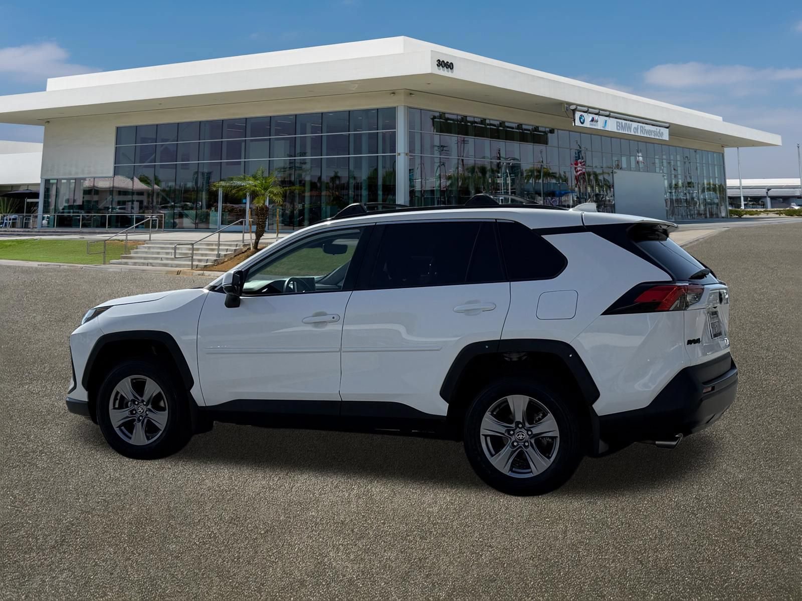 Used 2024 Toyota RAV4 XLE w/ Convenience Package FWD image 6