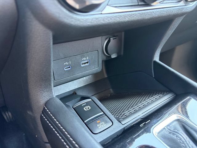 Used 2024 Nissan Kicks SV FWD image 21
