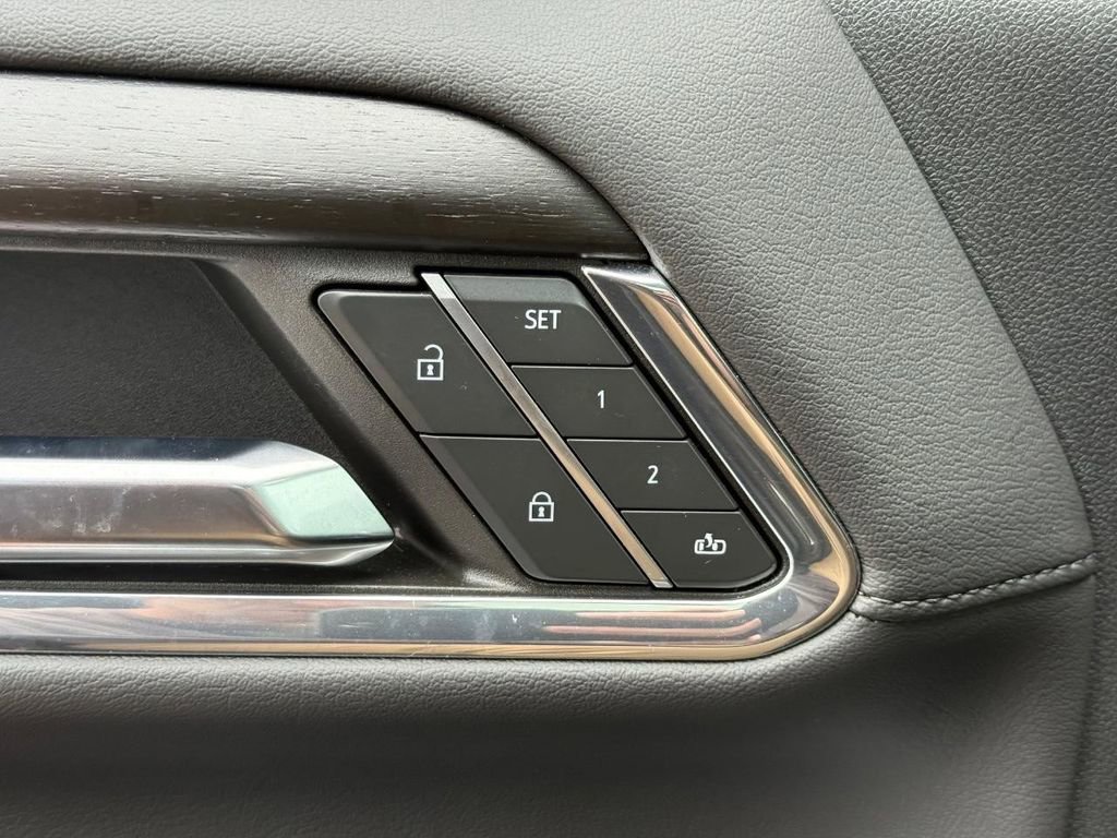 Used 2024 GMC Sierra 2500 Denali w/ Denali Reserve Package image 15