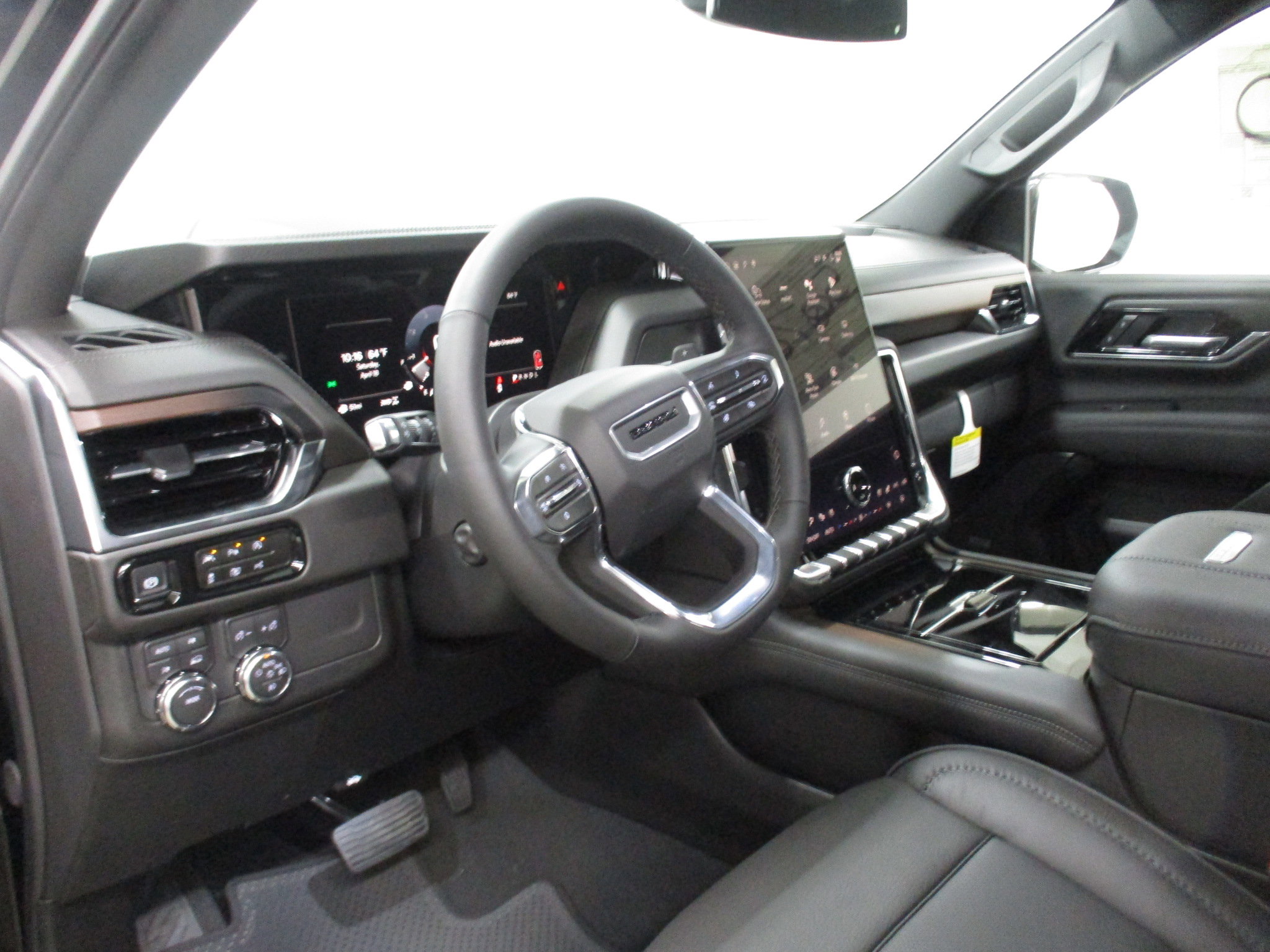 New 2026 GMC Yukon Denali AWD/4WD image 14