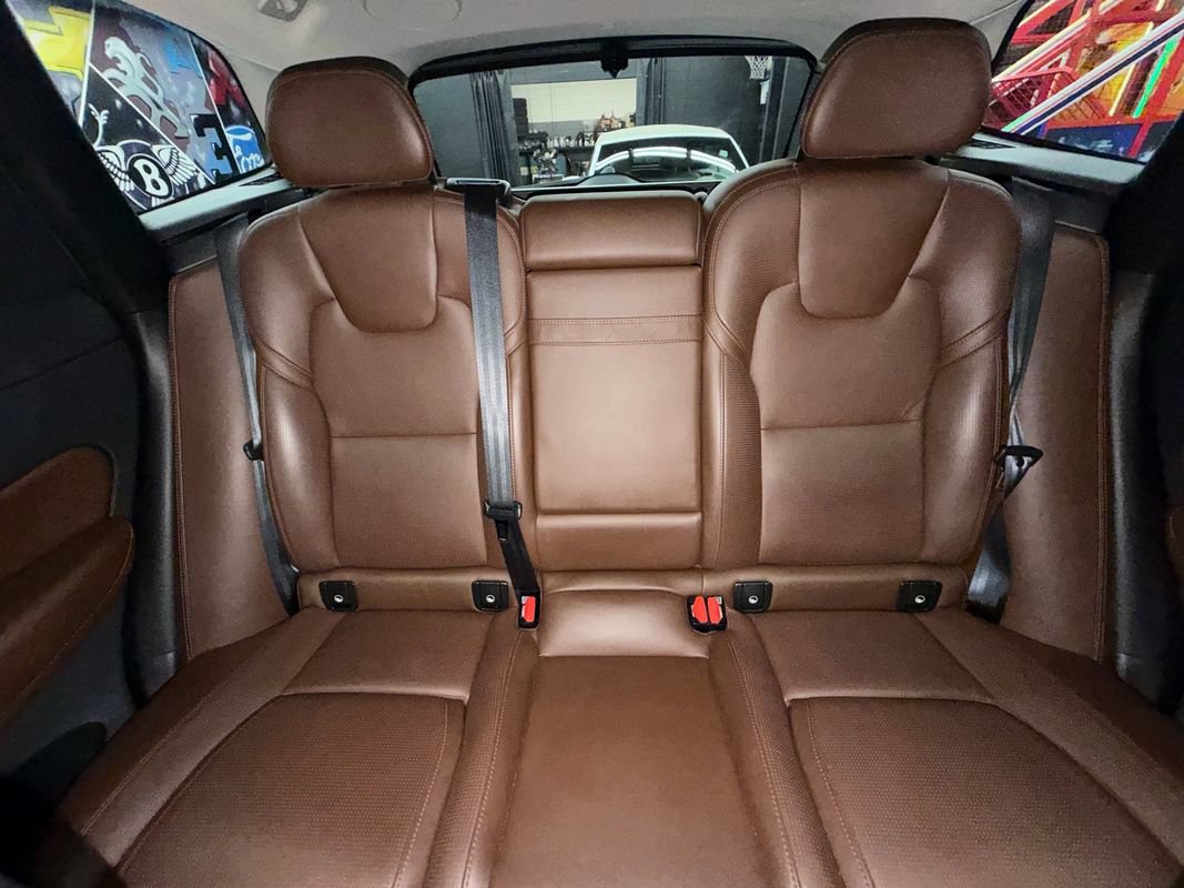 Used 2019 Volvo XC60 T6 Inscription w/ Protection Package Premier AWD/4WD image 33