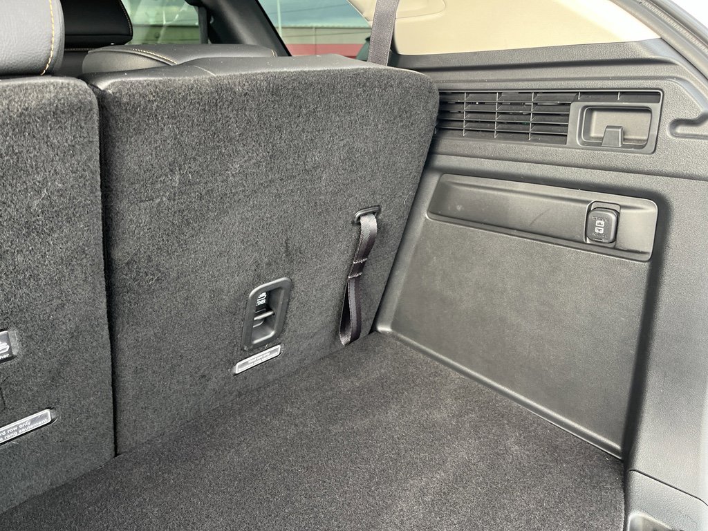 Certified 2025 MAZDA CX-90 3.3 Turbo w/ Preferred Package image 30