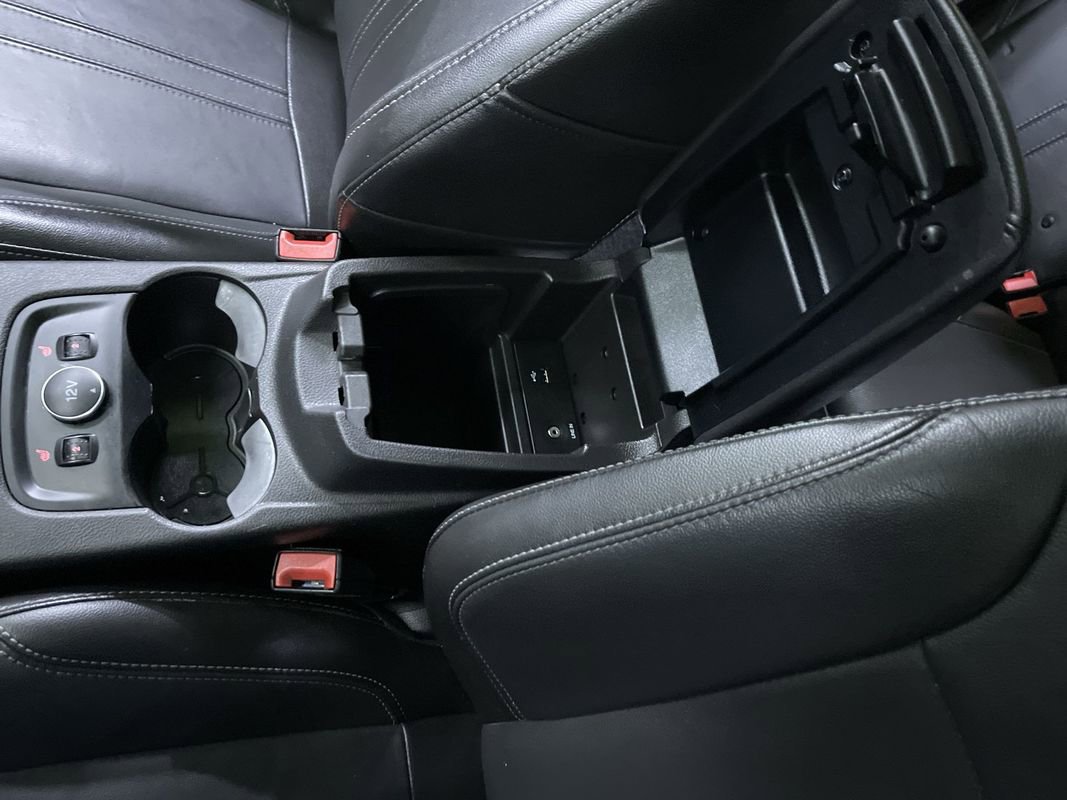 Used 2014 Ford Focus SE w/ Equipment Group 201A image 11