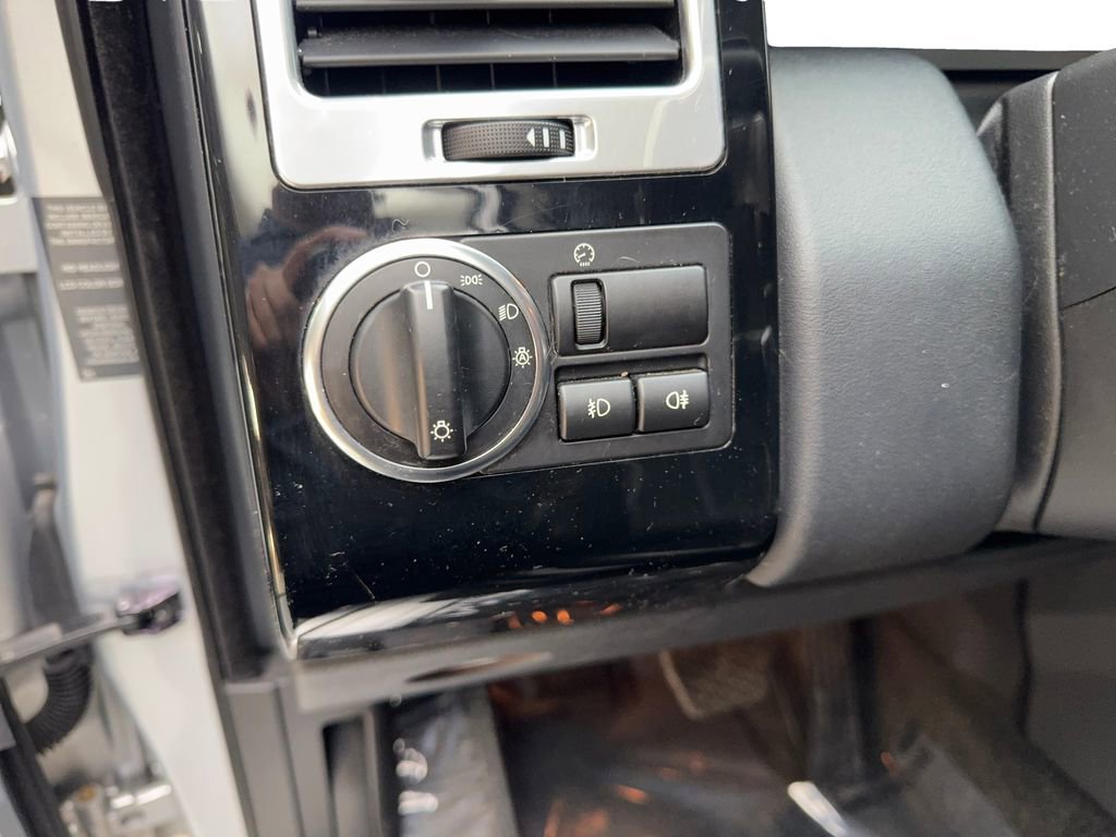 Used 2012 Land Rover Range Rover HSE image 49