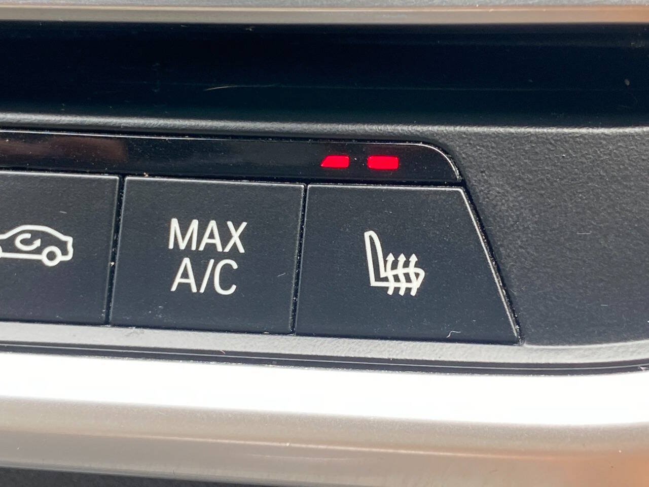 Used 2019 BMW X5 xDrive40i w/ Premium Package 2 AWD/4WD image 40