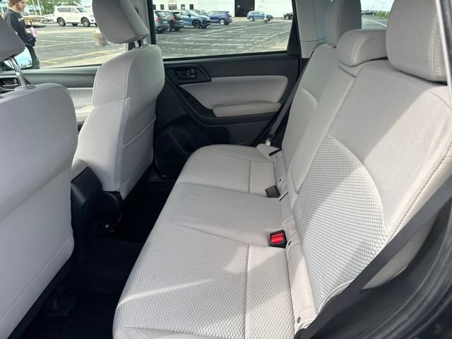 Used 2018 Subaru Forester 2.5i Premium w/ All-Weather Package AWD/4WD image 11