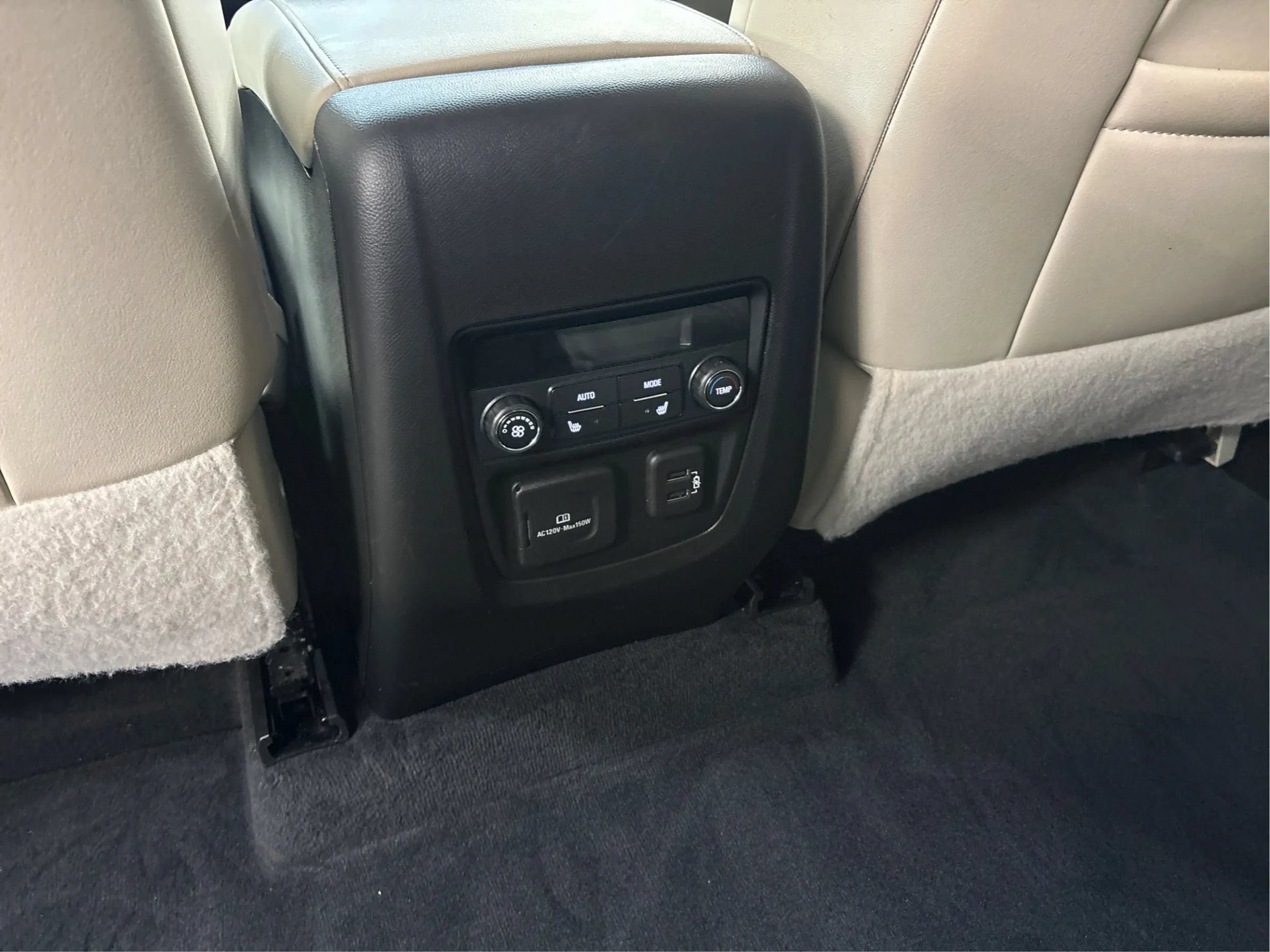 Used 2022 Buick Enclave Avenir w/ Avenir Technology Package AWD/4WD image 27