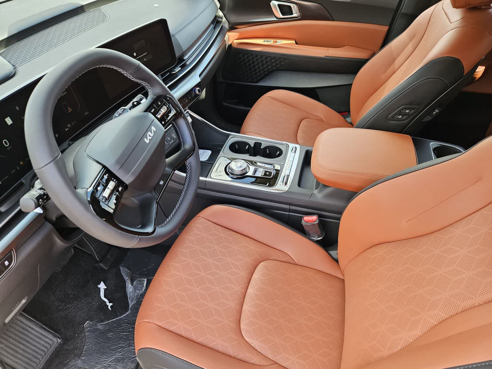 New 2027 Kia Carnival SX w/ Dark Edition Package FWD image 9