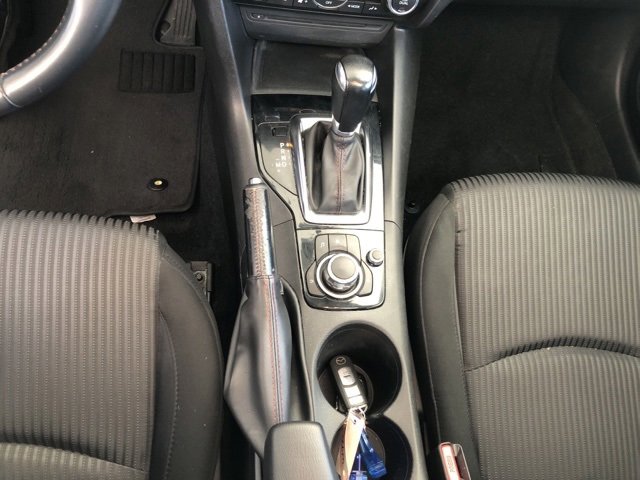 Used 2016 MAZDA MAZDA3 i Touring w/ Popular Equipment Package image 29
