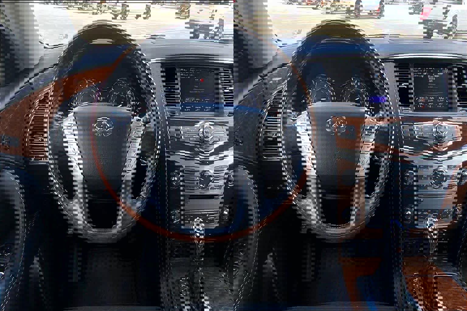 Used 2019 INFINITI QX80 Luxe w/ Proassist Package image 6