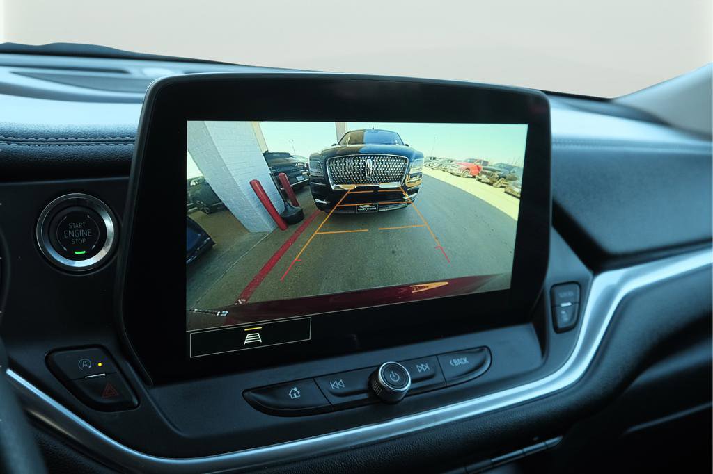 Used 2025 Chevrolet Blazer LT image 29