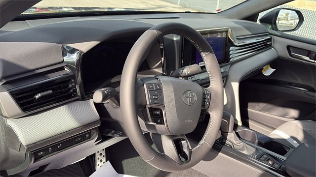 New 2026 Toyota Camry SE image 10