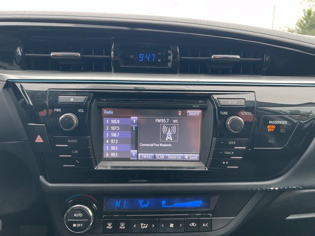 Used 2015 Toyota Corolla S FWD image 16