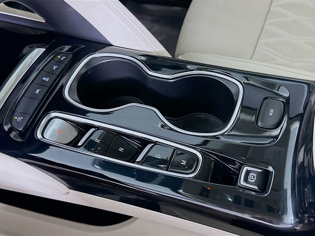 Used 2023 Buick Envision Avenir image 31