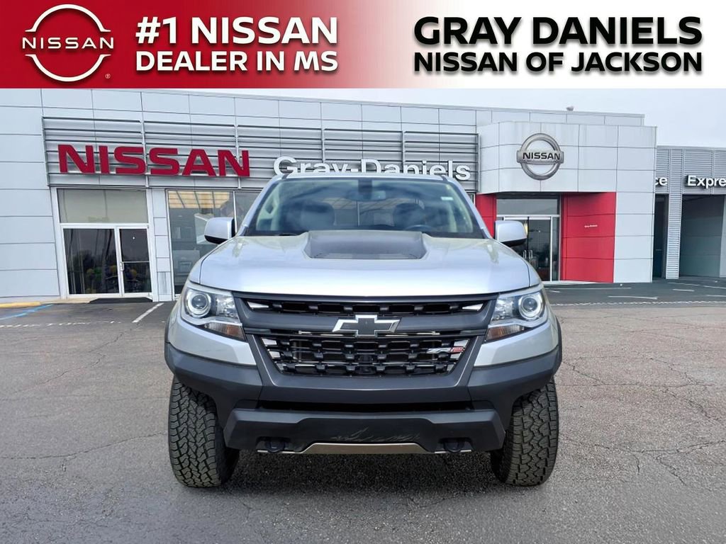 Used 2019 Chevrolet Colorado ZR2 w/ ZR2 Dusk Special Edition AWD/4WD image 2