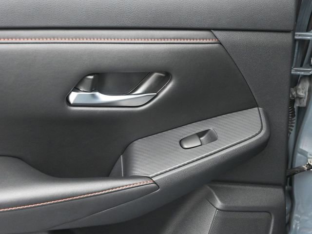 Used 2024 Nissan Sentra SR w/ SR Premium Package image 22