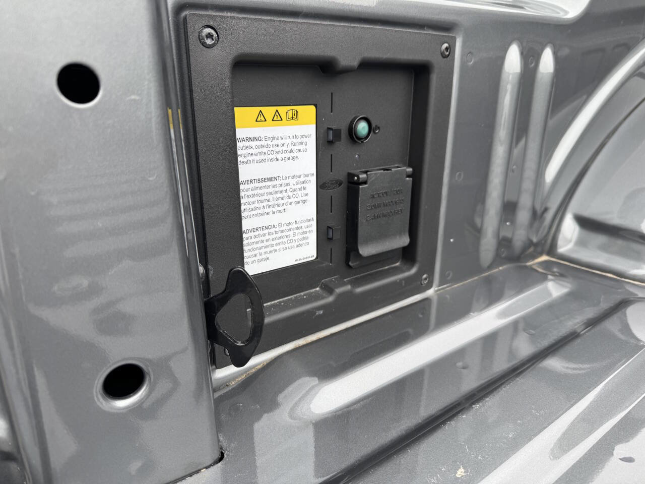 Used 2024 Ford F150 Tremor w/ Tow/Haul Package image 16