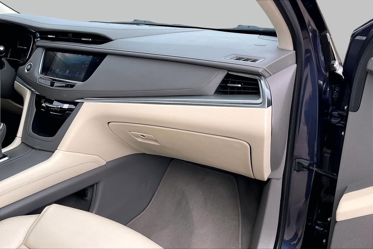 Used 2019 Cadillac XT5 Luxury FWD image 37