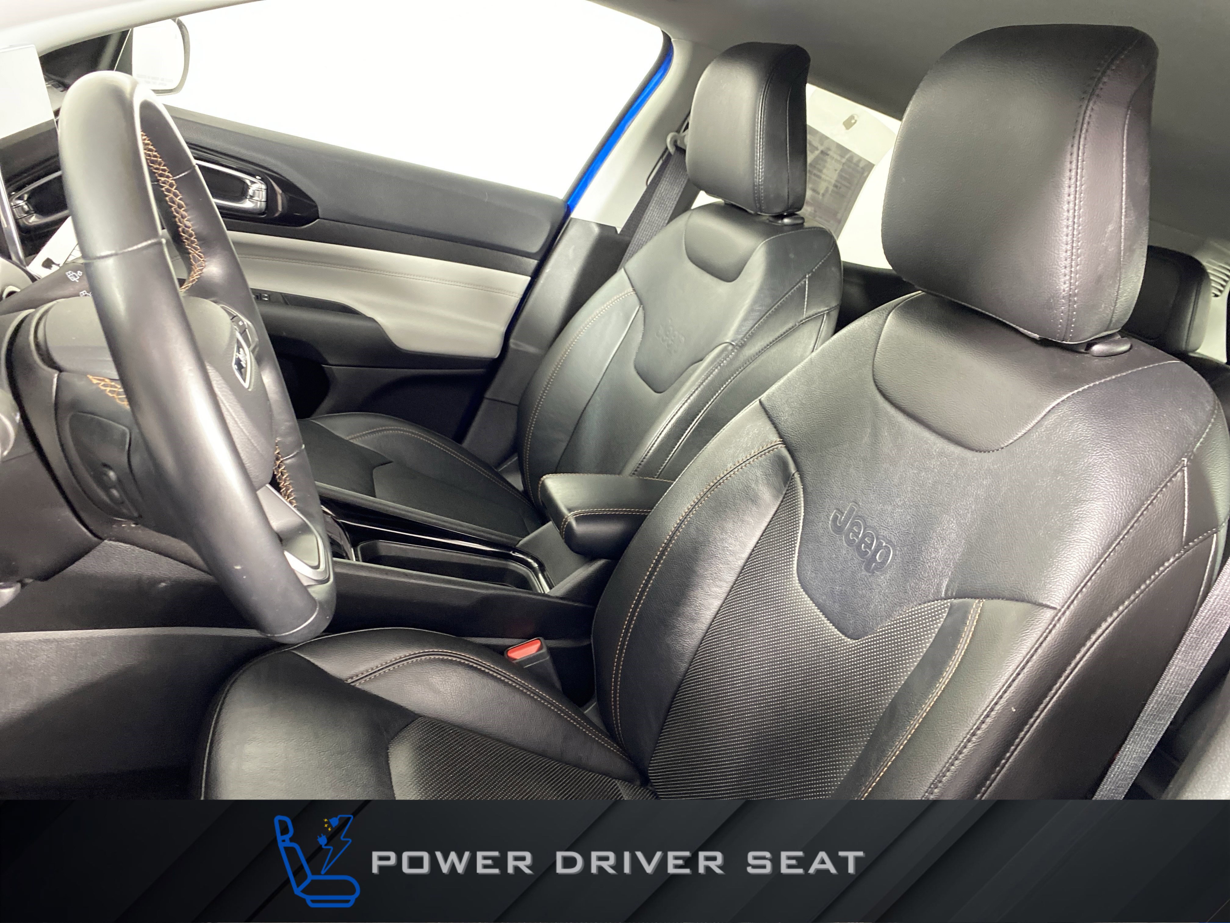Used 2022 Jeep Compass Limited image 17