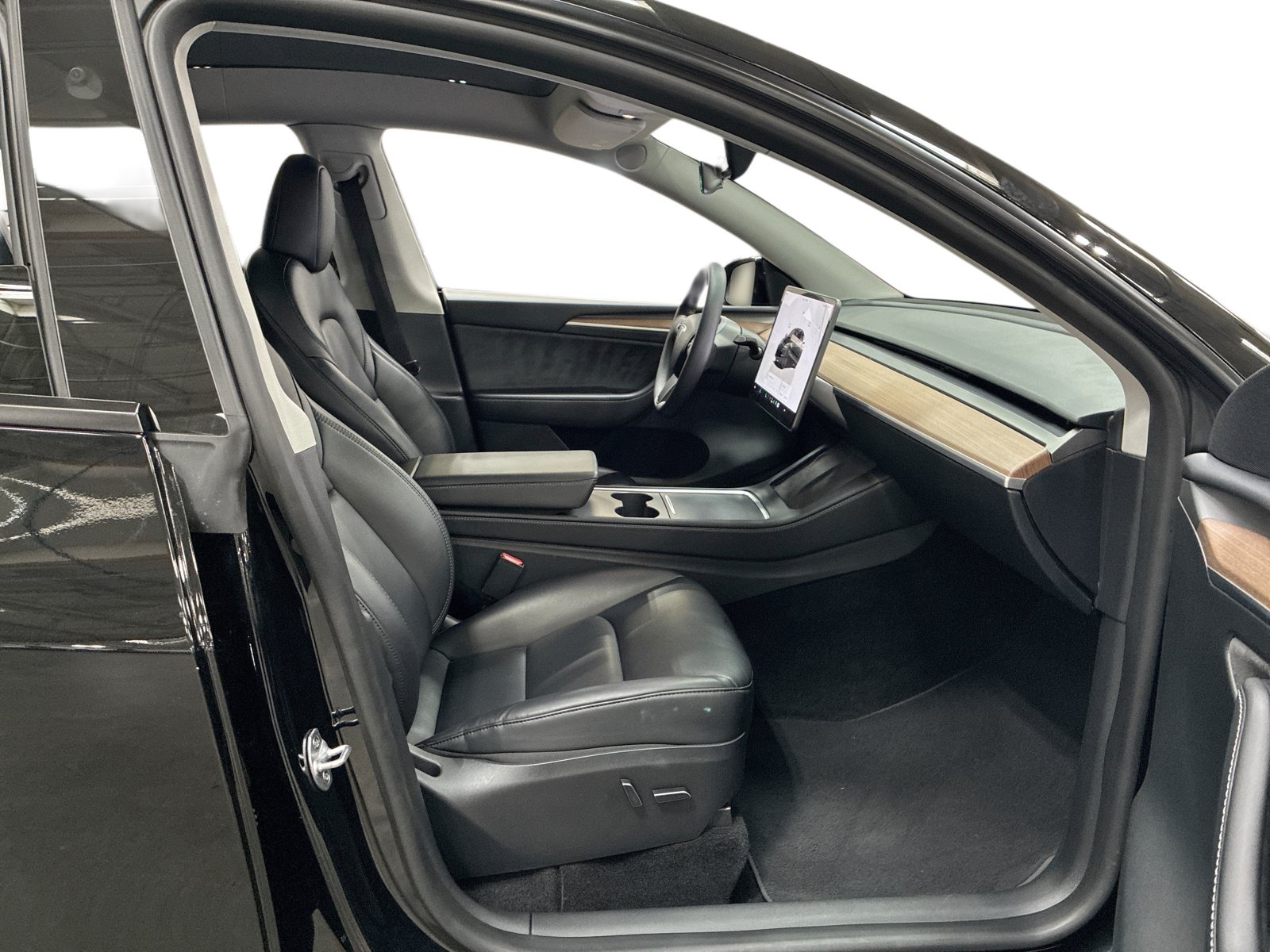Certified 2023 Tesla Model Y Performance AWD/4WD image 13